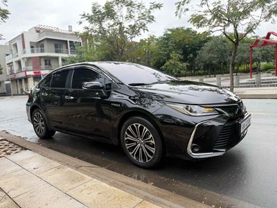 Toyota Altis Hybrid Đen 42000 km. Mua bán Ô tô tại Quận 12 Tp Hồ Chí Minh được đăng bởi hoang 