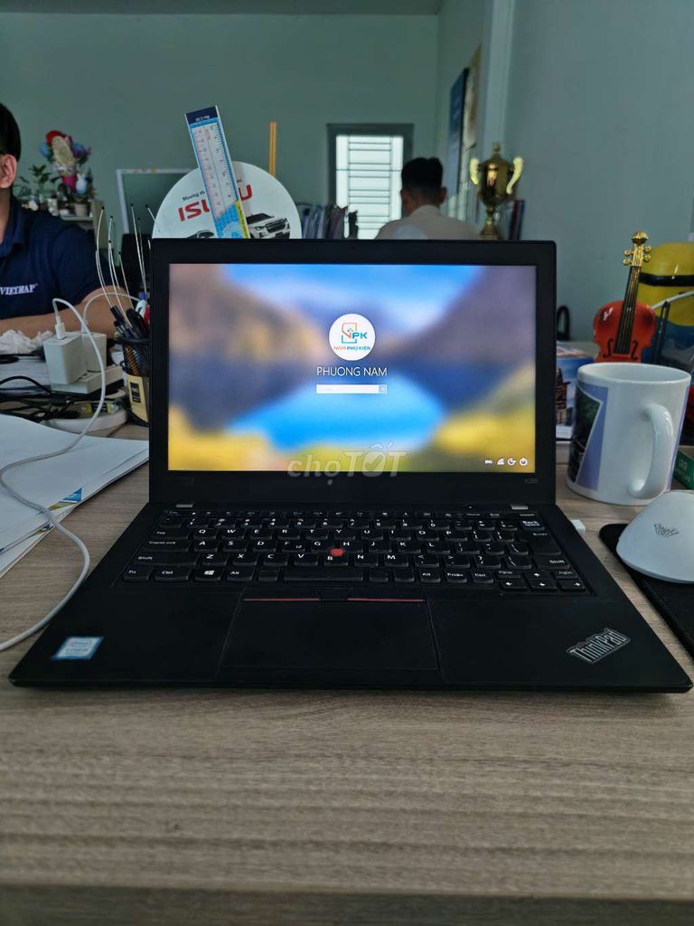 Lenovo Thinkpad X280 i5-8250u 12.5 inch 8GB/256GB. Mua bán Laptop tại Quận 5 Tp Hồ Chí Minh được đăng bởi Phuong Nam hình 1