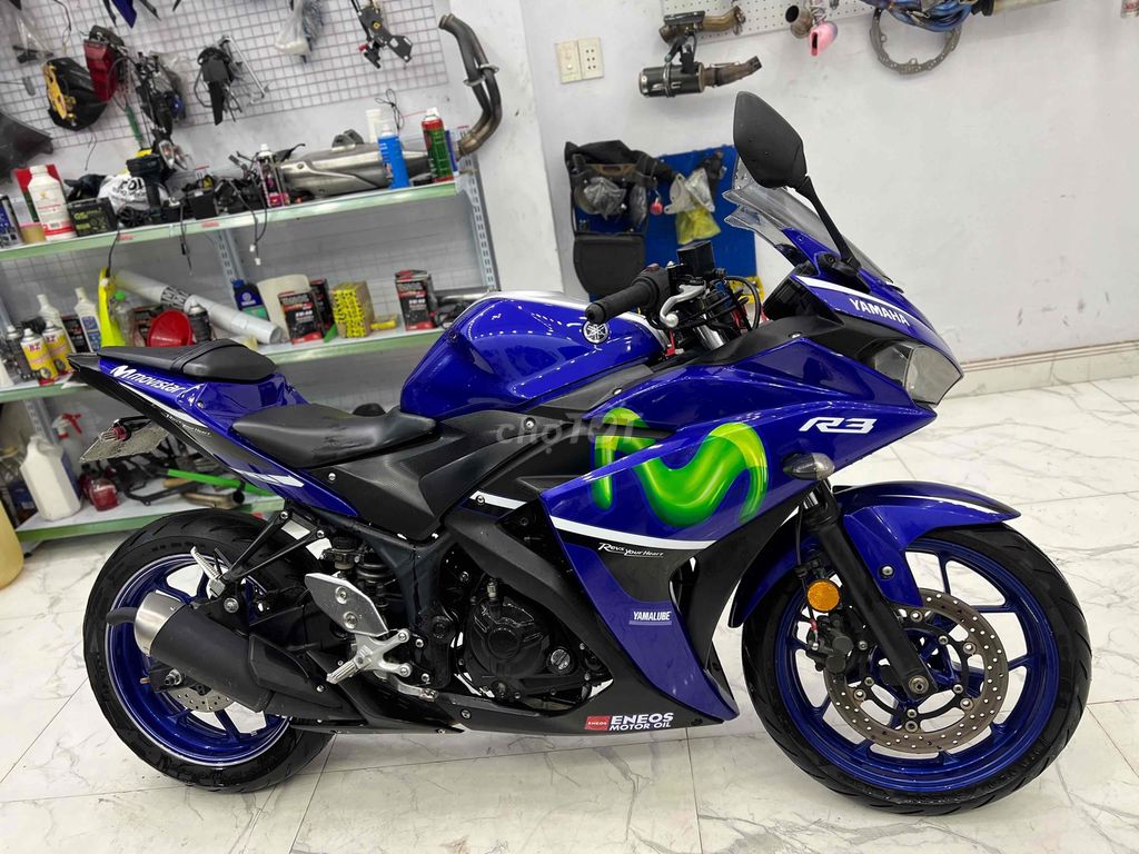 Yamaha R3 Biển SG Movistar