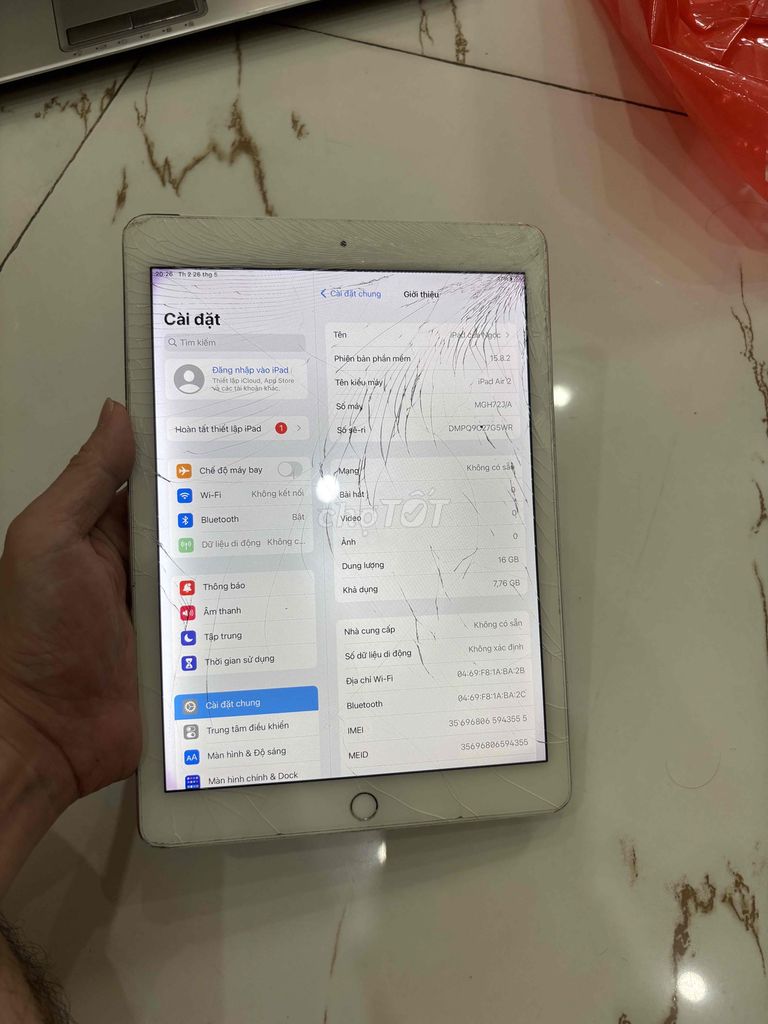 Bane Xác Ipad Air2 bản lắp sim zin nứt màn. Mua bán Máy tính bảng tại Quận Hà Đông Hà Nội được đăng bởi Mạnh Mobile hình 1