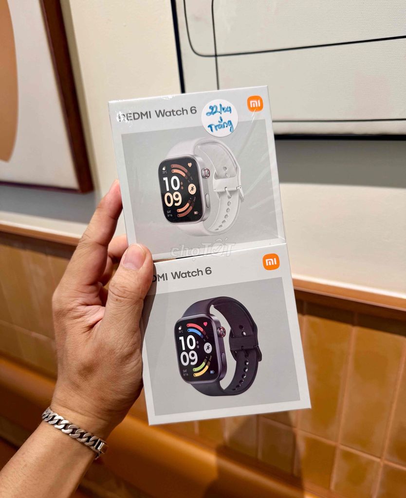 Xiaomi Redmi Watch 6 Trắng. Mua bán Thiết bị đeo thông minh tại Quận 10 Tp Hồ Chí Minh được đăng bởi Huyn Bin hình 1