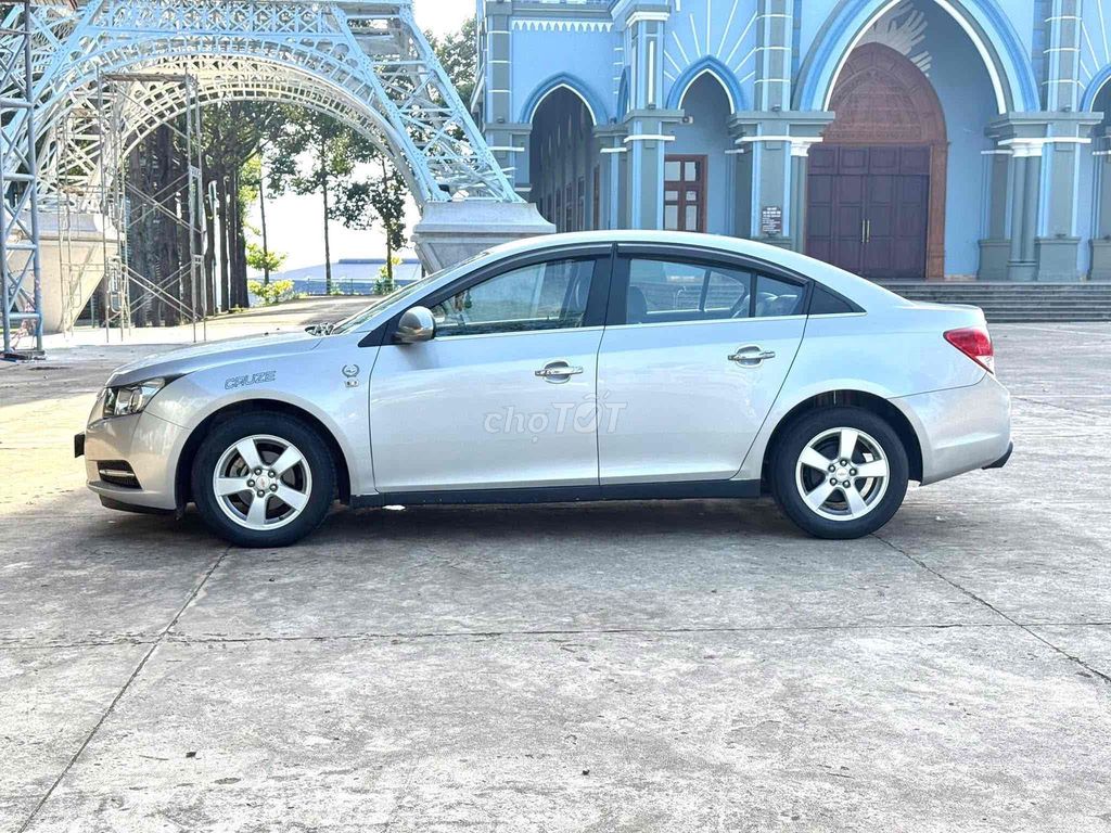 Chevrolet Cruze 2011 Bạc 100.000 km. Mua bán Ô tô tại Huyện Krông Nô Đắk Nông được đăng bởi khánh hình 8