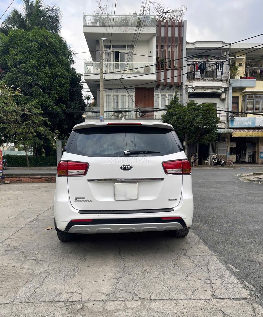 Kia Sedona 2017 bản full Trắng. Mua bán Ô tô tại Thành phố Biên Hòa Đồng Nai được đăng bởi Nguyễn Thưởngka hình 6
