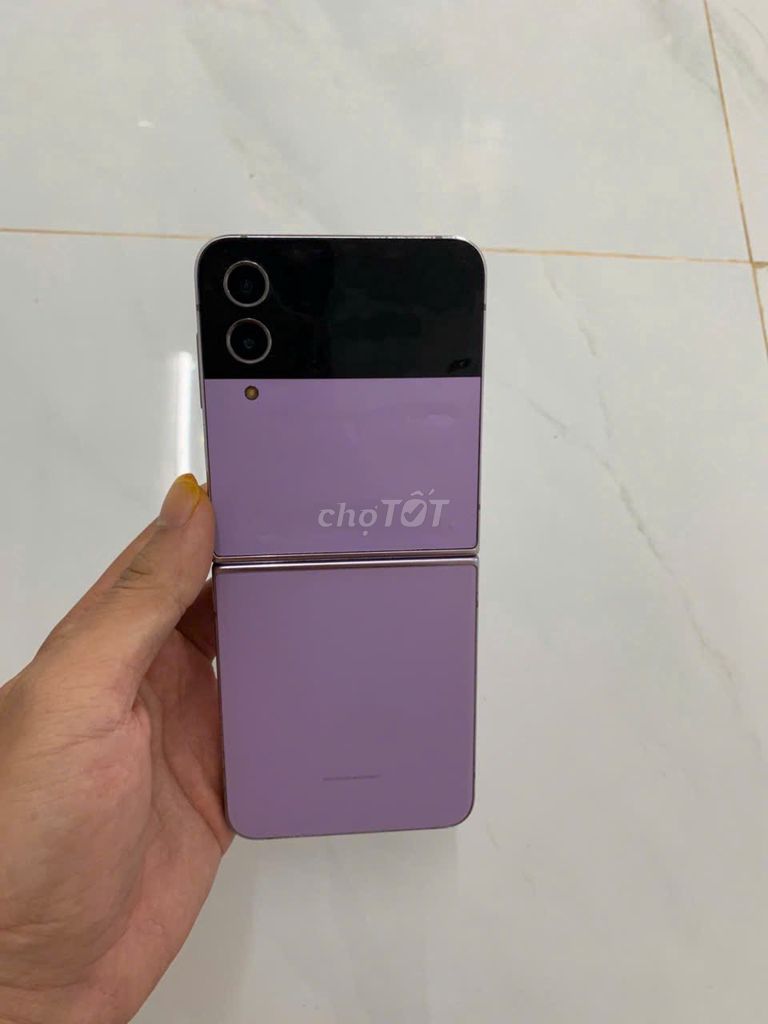 Samsung Z Flip4 Tím Hỏng màn hình 600k. Mua bán Điện thoại tại Huyện Di Linh Lâm Đồng được đăng bởi TỪ THẮNG XUÂN hình 1