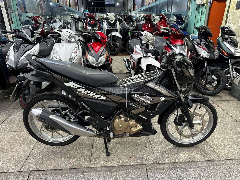 Suzuki raider Fi 2019 mới 90% Bstp chính chủ. Mua bán Xe máy tại Quận Tân Phú Tp Hồ Chí Minh được đăng bởi Tuanduy hình 2