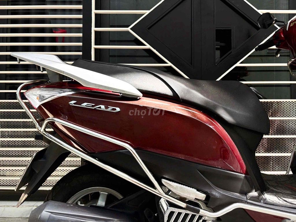 Lead 125 đề từ màu đỏ đô cần bán. xe đep máy êm. Mua bán Xe máy tại Quận 11 Tp Hồ Chí Minh được đăng bởi Anh Bên hình 4