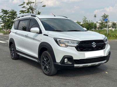Suzuki XL7 Hybrid 2024 xe gia đình có hổ trợ bank