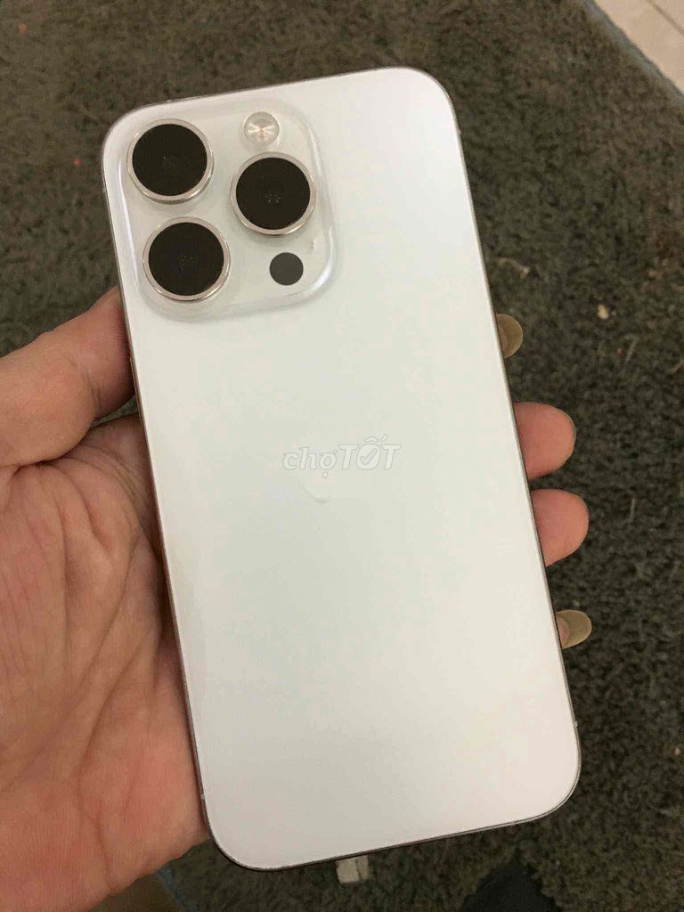 Apple iPhone 15 Pro Trắng. Mua bán Điện thoại tại Huyện Ba Vì Hà Nội được đăng bởi Qhuyy hình 1