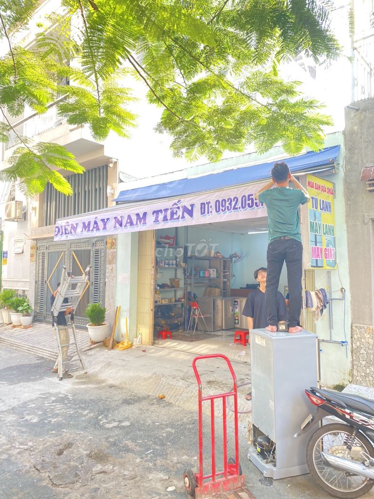 Nam Tiến tại undefined undefined hình 1