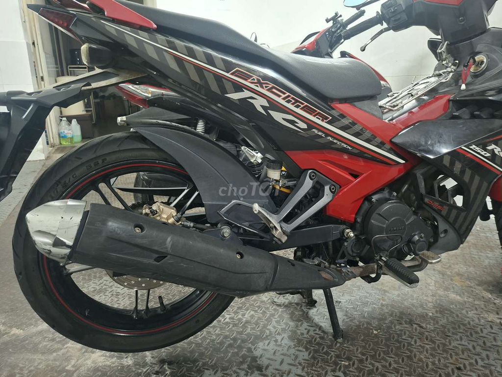 Возбудитель Yamaha 150 RC красный черный