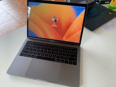 Macbook Pro 2017 Date 2018. Mua bán Laptop tại Thành phố Buôn Ma Thuột Đắk Lắk được đăng bởi GB Computer