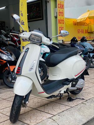 Piaggio Vespa ABS Carbon 2019 Đk 2020 siêu lướt✅. Mua bán Xe máy tại Quận Ninh Kiều Cần Thơ được đăng bởi Hiếu Xe máy Tân Liên Hưng 2