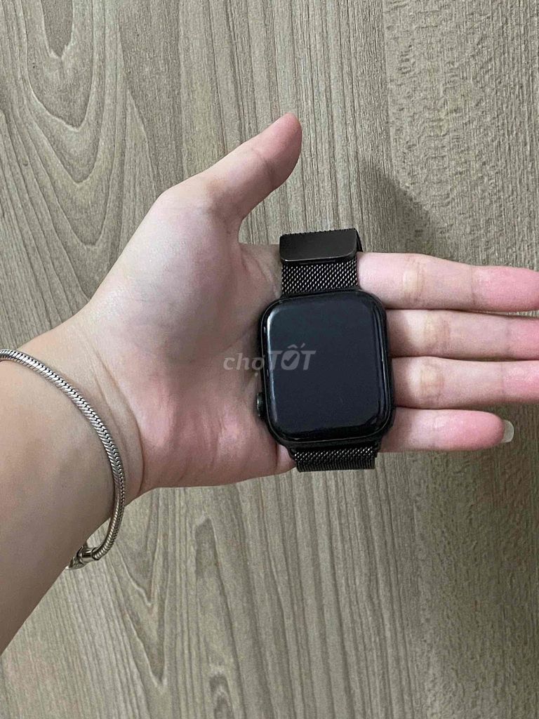 ko dùng tới bán  series 7. pin còn 90 chưa thay