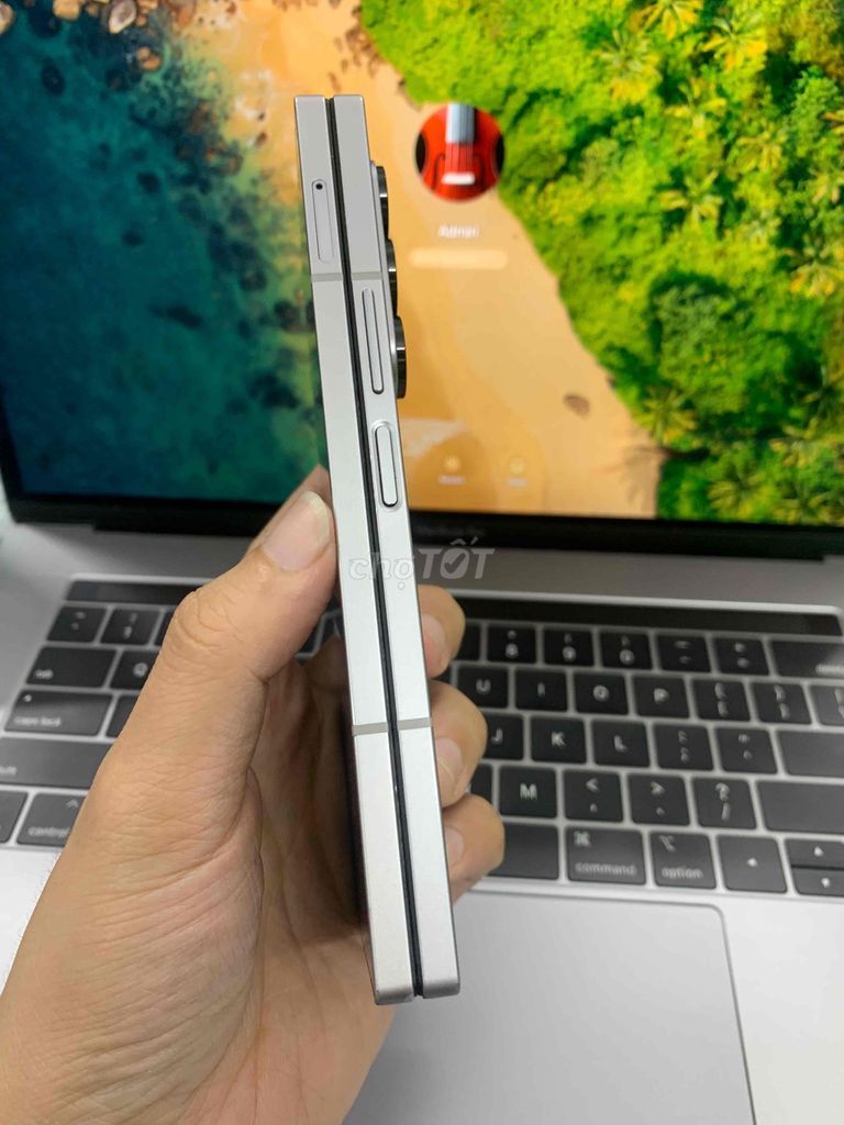 Samsung Galaxy Z Fold6 xám zin đẹp 99. Mua bán Điện thoại tại Quận Hải Châu Đà Nẵng được đăng bởi Mrtoan hình 1