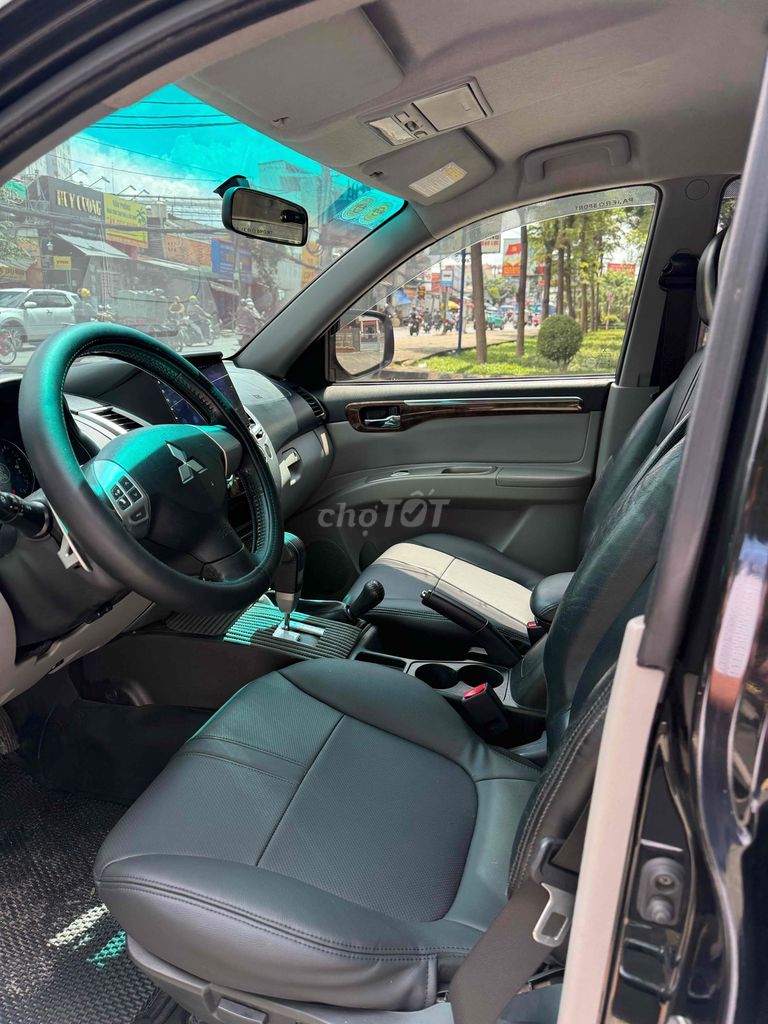 Pajero Sport 2015 4x4 AT ngay chủ giá thương lượng. Mua bán Ô tô tại Quận Tân Bình Tp Hồ Chí Minh được đăng bởi Nguyễn Hùng hình 7