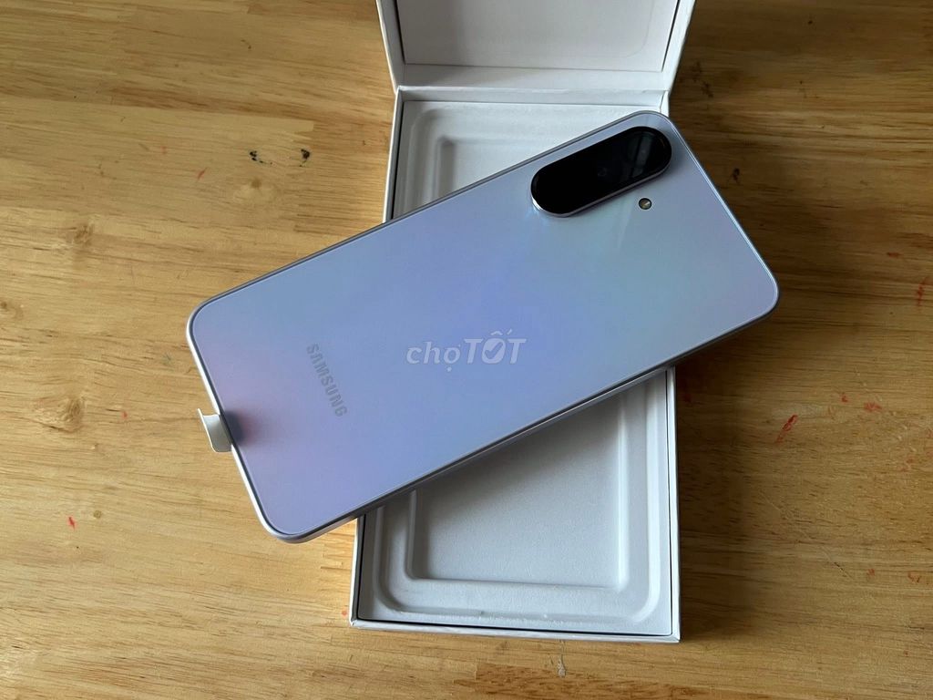 Samsung Galaxy A36 5G 256GB Tím Mới. Mua bán Điện thoại tại Thành phố Mỹ Tho Tiền Giang được đăng bởi Nguyễn Ngọc Nhi hình 1