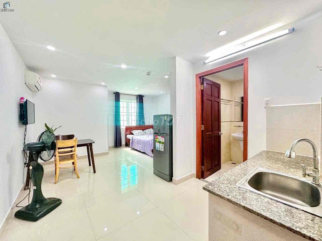 PHÒNG 30m2 FULL NỘI THẤT MỚI 100% NGAY CỘNG HOÀ