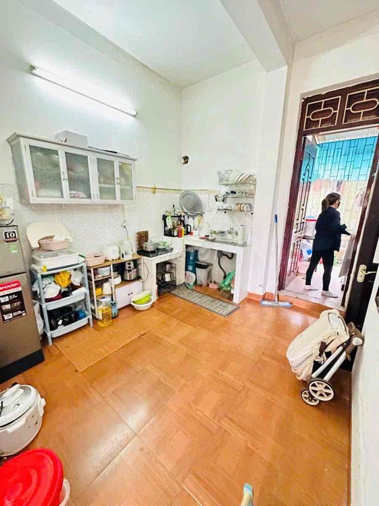 NHÀ TẬP THỂ HOT, PHÂN KHÚC HIẾM, KHU QUÂN ĐỘI, Ô TÔ TẬN CỬA