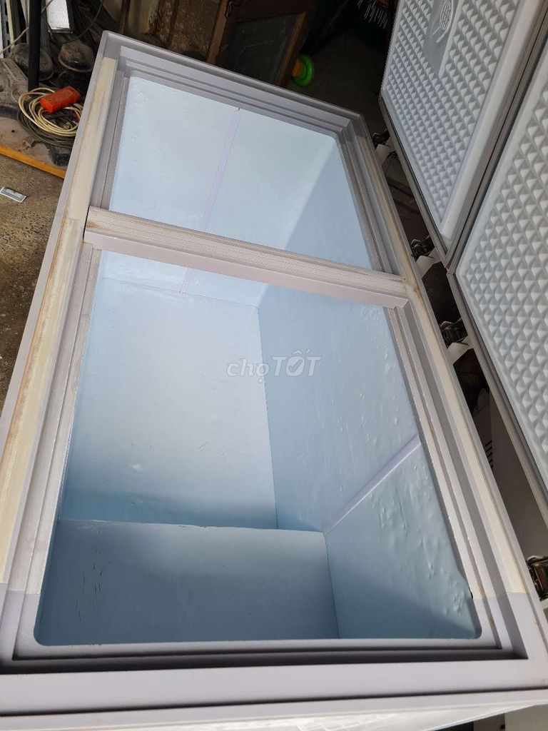Tủ đông suốt sanaky 560L. Mua bán Tủ lạnh tại Quận Tân Phú Tp Hồ Chí Minh được đăng bởi Hoàng Lan hình 4
