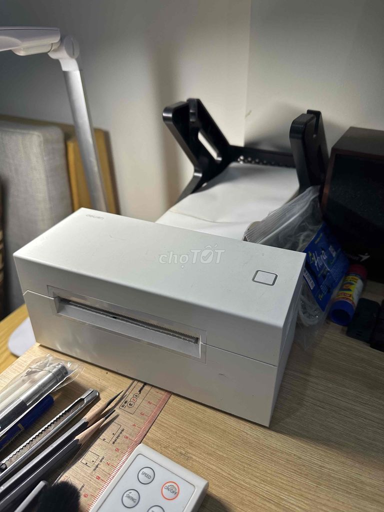 máy in nhiệt Deli 770D USB