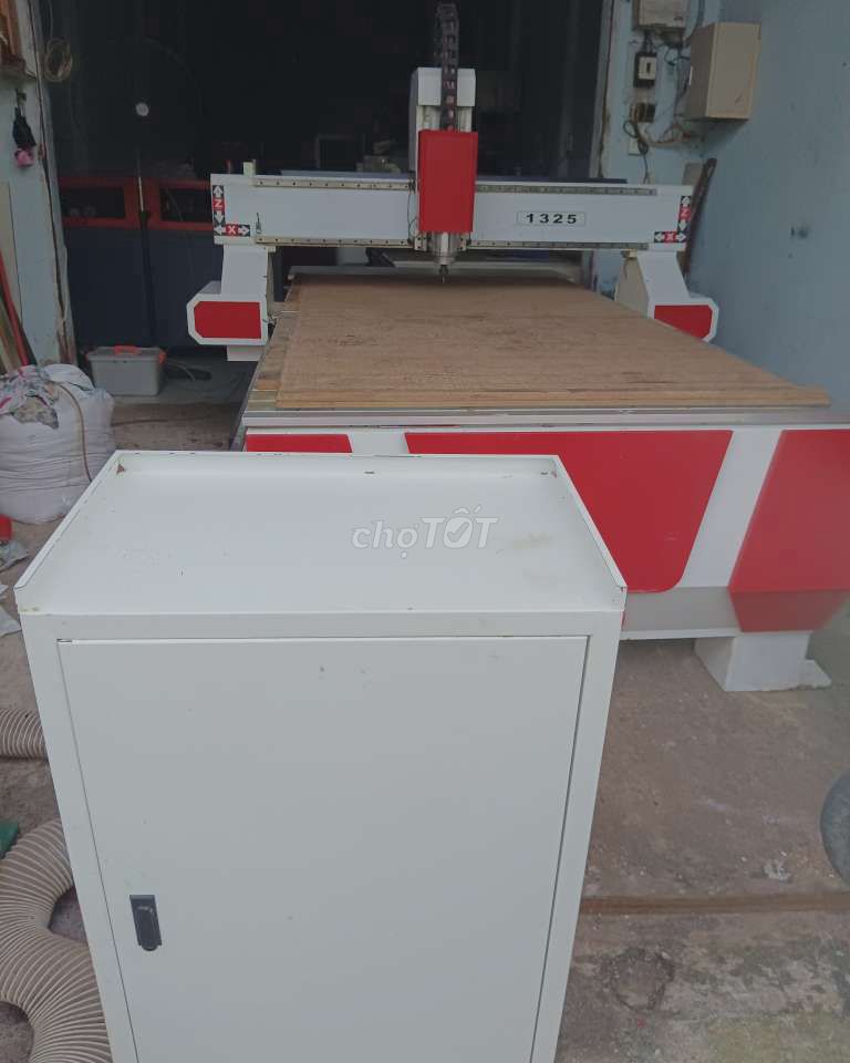 Thanh lí máy cắt CNC 3.7kw + bộ vi tính giá 48tr