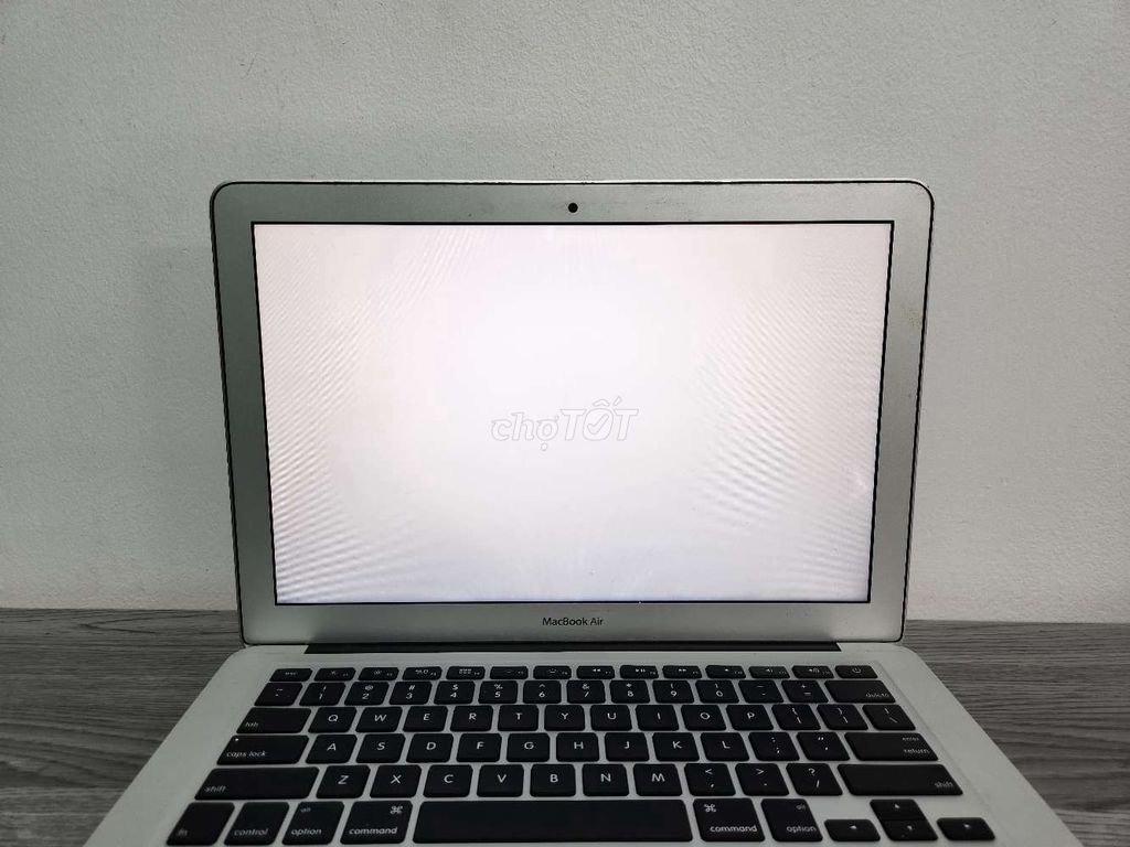 MacBook Air 2015 - 13inch siêu rẻ