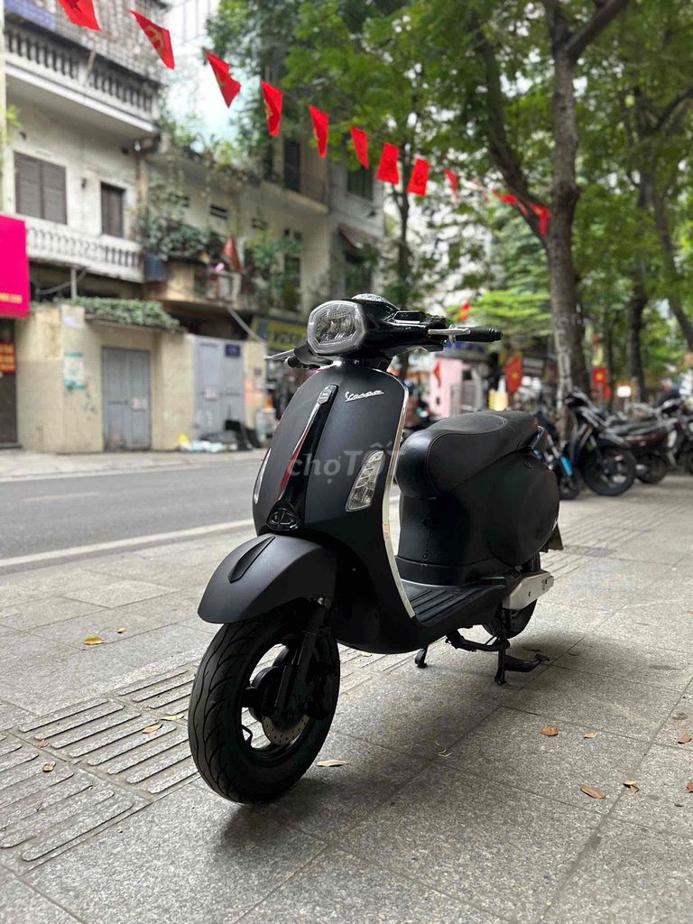 vespa đèn vuông đi ít đẹp như mới. Mua bán Xe điện tại Quận Ba Đình Hà Nội được đăng bởi Huylam hình 4