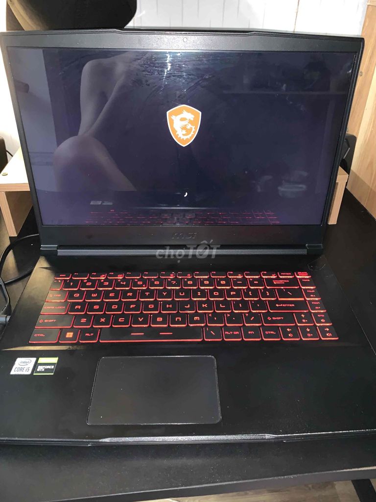 em sinh viên, cần pass lại. Mua bán Laptop tại Quận Gò Vấp Tp Hồ Chí Minh được đăng bởi Minh Nguyễn Khả hình 1