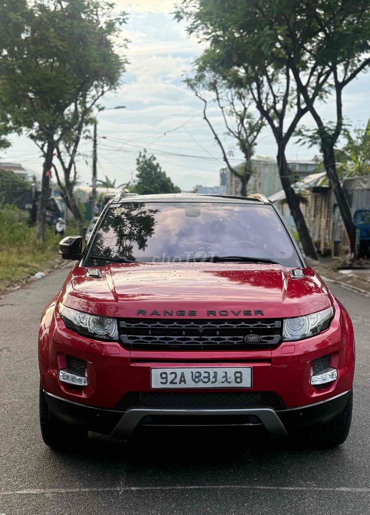 Range Rover Evoque 2013 красный британский SUV