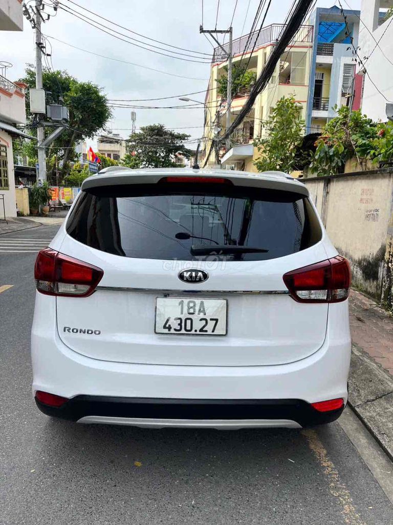 KIA RONDO 2017 Trắng. Mua bán Ô tô tại Thành phố Thủ Đức Tp Hồ Chí Minh được đăng bởi Ha Nguyen hình 7
