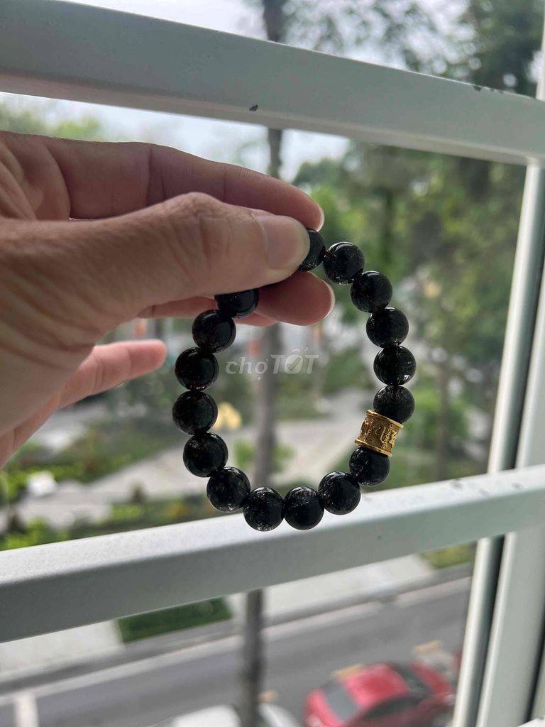 Vòng tay phong thuỷ (có kiểm định)