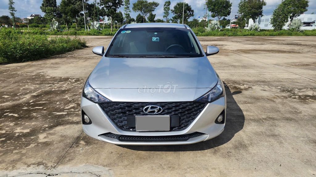 Hyundai Accent 2024 số sàn màu xám đẹp. Mua bán Ô tô tại Quận 12 Tp Hồ Chí Minh được đăng bởi Xuân Trường hình 1