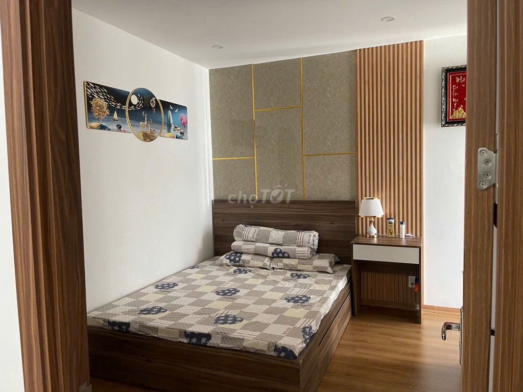 Rent · 3 bd · 90 м² · Quận 6, ул. Lý Chiêu Hoàng