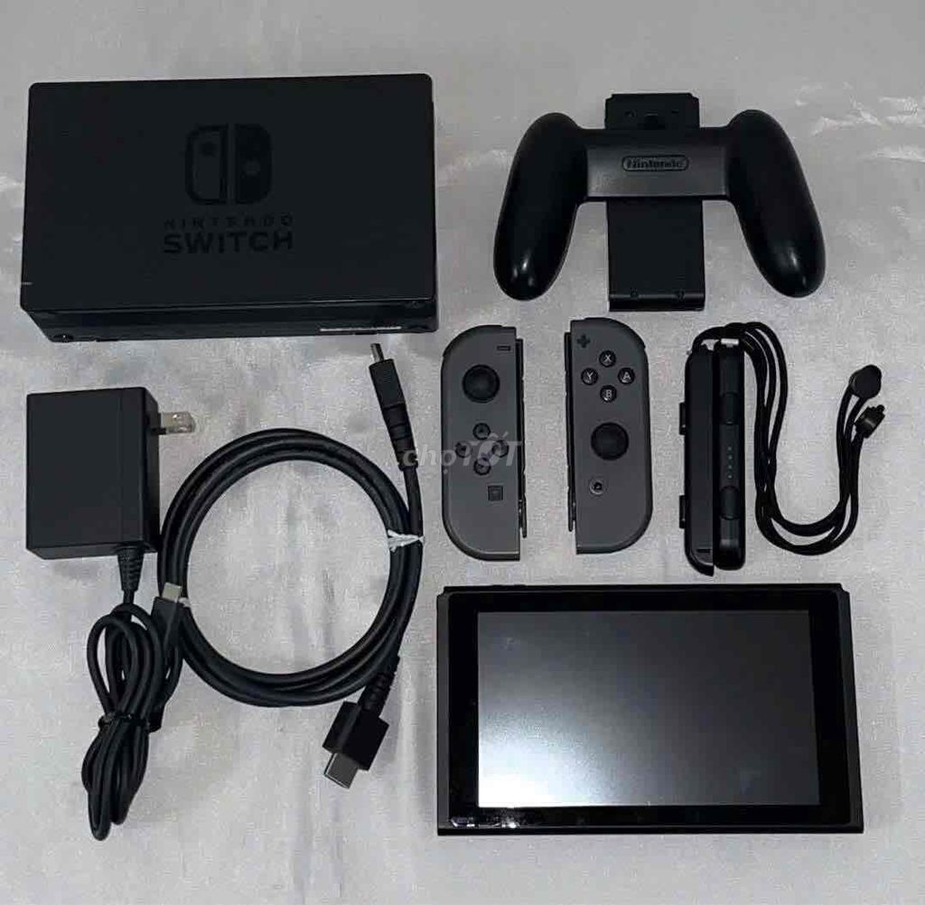 Nintendo Switch V2 Gray