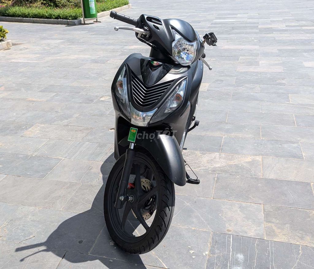 Nhà dư xe Vision 2022 Sport chính chủ, ít sử dụng. Mua bán Xe máy tại Quận Ngô Quyền Hải Phòng được đăng bởi Hai Duy hình 1