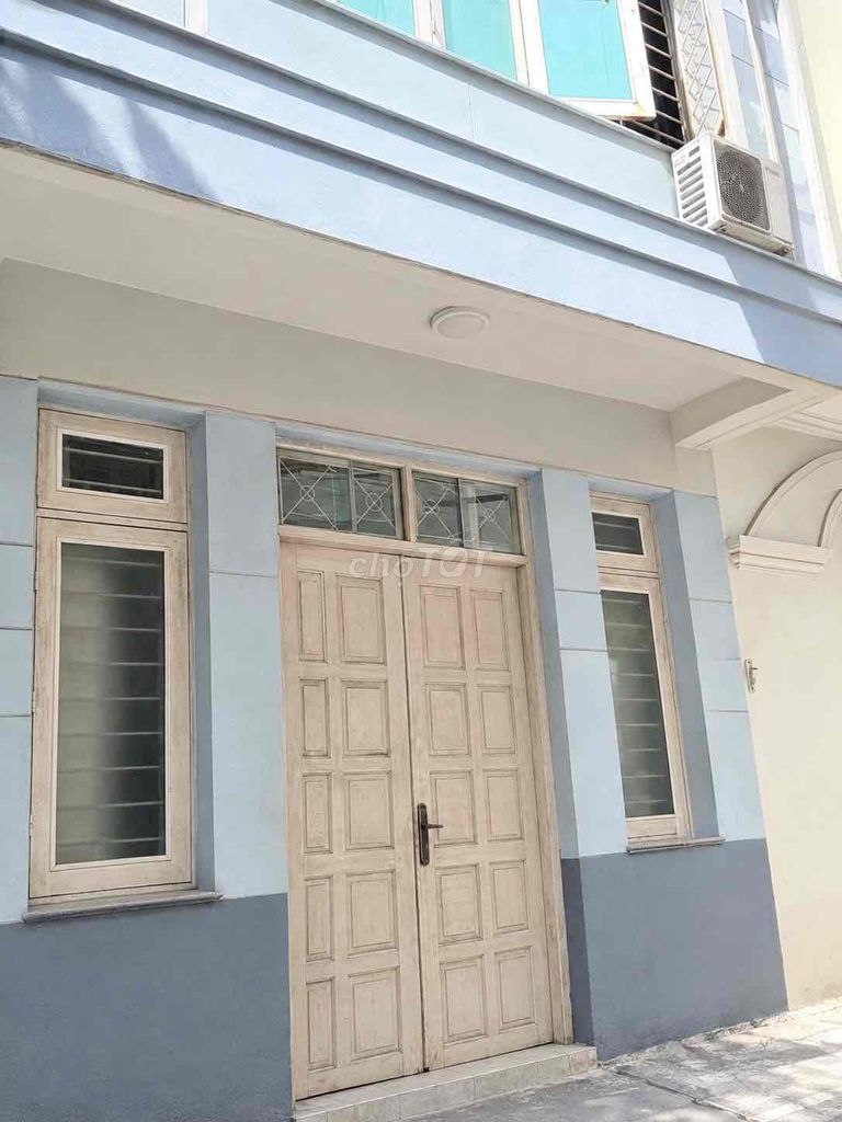 NGHĨA ĐÔ - CẦU GIẤY HƠN 12TỶ - Ô TÔ - PHÂN LÔ - KINH DOANH - VỈA HÈ