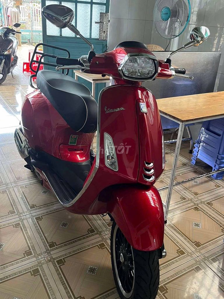 Vespa Sprint ,T07/2025, màu đỏ lướt như mới 99%. Mua bán Xe máy tại Thành phố Biên Hòa Đồng Nai được đăng bởi Tuan Anh hình 3