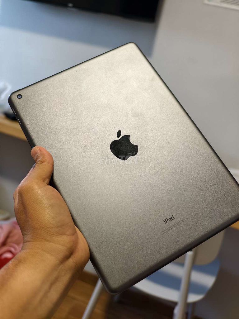 Apple iPad Gen 9 64GB Xám Màn ép kính. Mua bán Máy tính bảng tại Thành phố Mỹ Tho Tiền Giang được đăng bởi Tony Nguyen hình 1