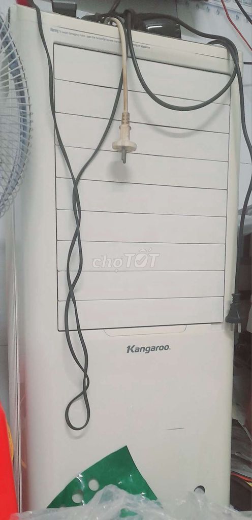 Quạt hơi nước Kangaroo Trắng đã sử dụng. Mua bán Quạt tại Huyện Hóc Môn Tp Hồ Chí Minh được đăng bởi Hạnh hình 1
