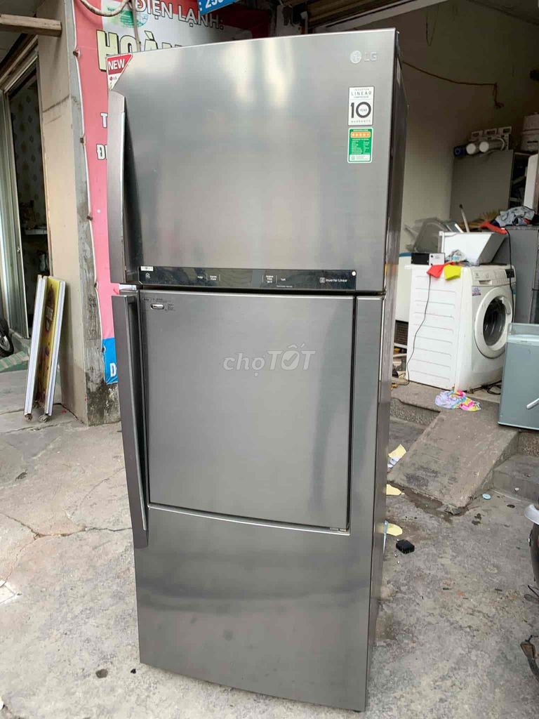 tủ LG inveter 450l khá là mới ạ