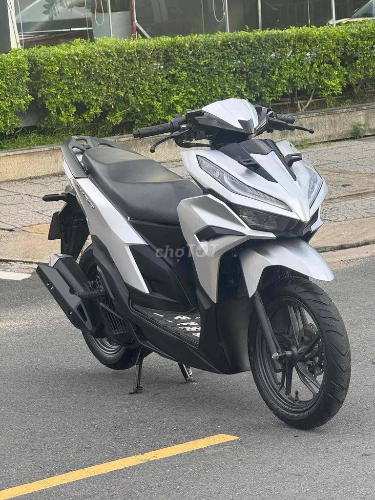 Honda Vario 125cc 2024 серебристый