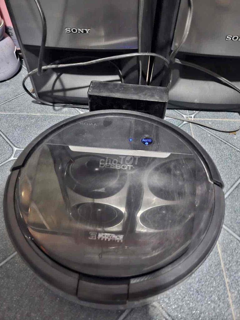 Robot hút bụi Ecovacs Deebot Đen. Mua bán Thiết bị vệ sinh, nhà tắm tại Quận Hải Châu Đà Nẵng được đăng bởi Khanh Ha hình 1