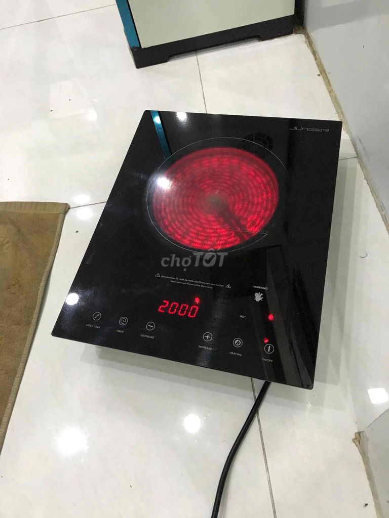 Bếp hồng ngoại Junger Đen ko kén nồi. Mua bán Bếp, lò, đồ điện nhà bếp tại Quận 11 Tp Hồ Chí Minh được đăng bởi Cherry hình 1