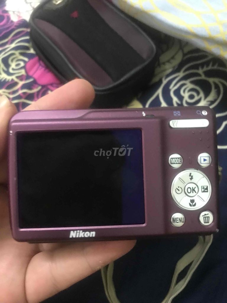 máy chụp hình nikon coolpix 8.0 megapixels bản 210