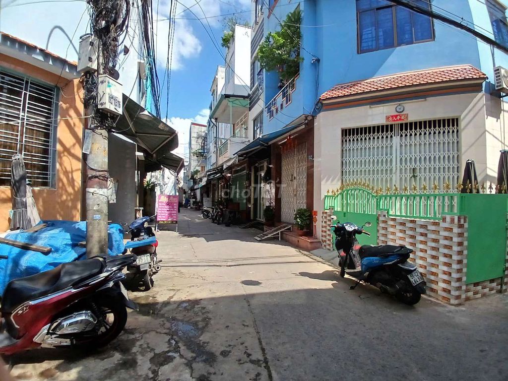 BÁN TÒA NHÀ CĂN HỘ DỊCH VỤ CAO CẤP – 35 PHÒNG