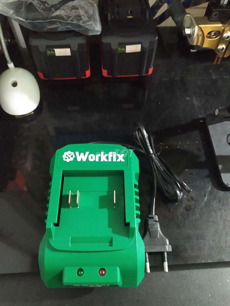 Sạc 2A pin Workfix