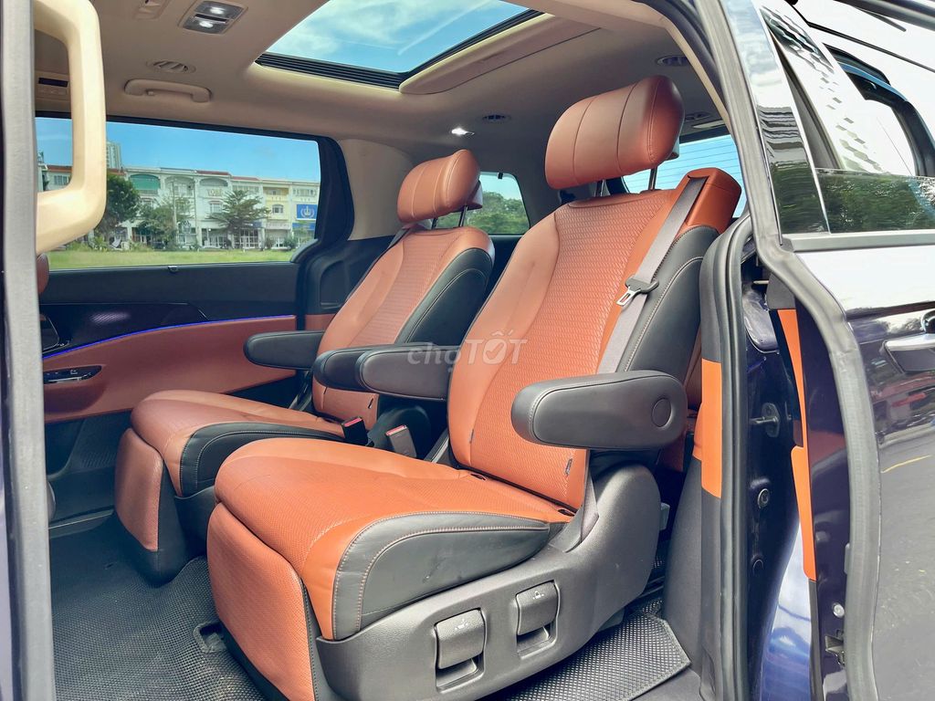 Kia Carnival 2.2D Signature 2022 - 1 chủ từ đầu. Mua bán Ô tô tại Quận 8 Tp Hồ Chí Minh được đăng bởi Trường Nguyễn Xe Sang hình 12
