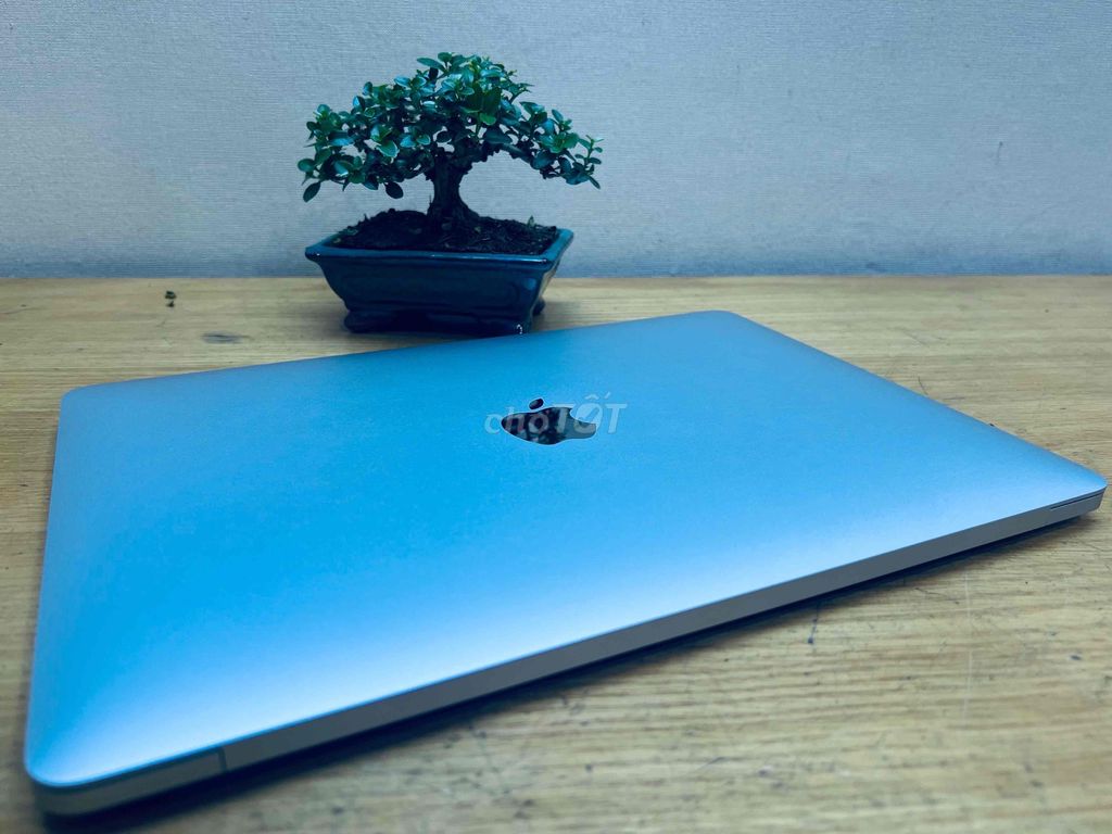 Apple Macbook Pro M1 /8GB/256GB/ Sạc 196 lần. Mua bán Laptop tại Thành phố Thủ Dầu Một Bình Dương được đăng bởi Huỳnh Thắng  hình 1