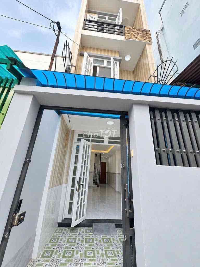 🏡 ДОМ В АРЕНДУ В РАЙОНЕ 4 — 3 СПАЛЬНИ, 3 ТУАЛЕТА, С ТЕРРАСОЙ