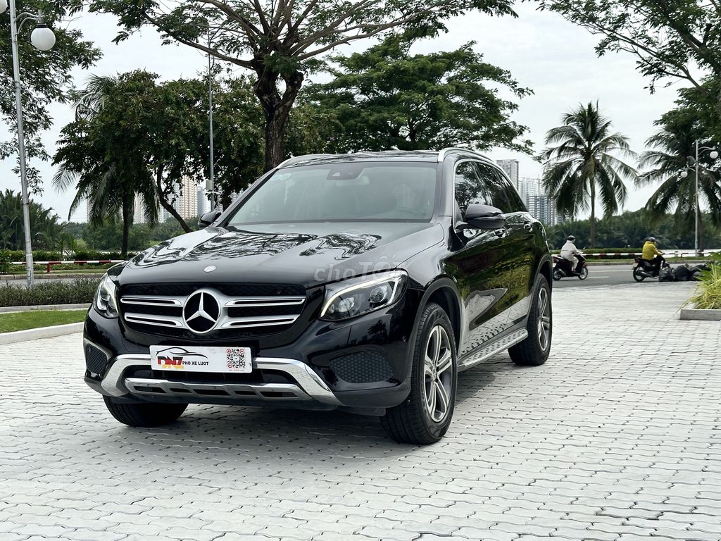 MERCEDES BENZ GLC250 Model 2018